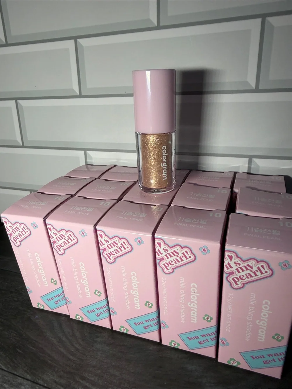 LOT of 15 colorgram Milk Bling Shadow in Gold Sparkle - NWT